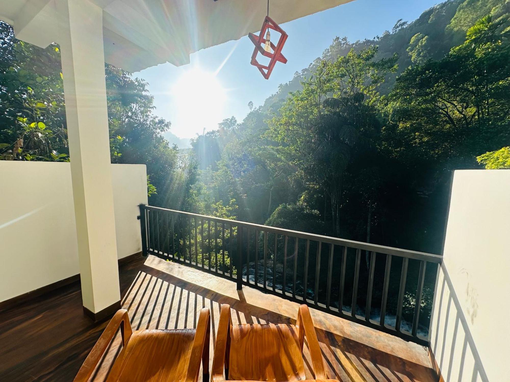 אלה River Splendour Home Stay מראה חיצוני תמונה