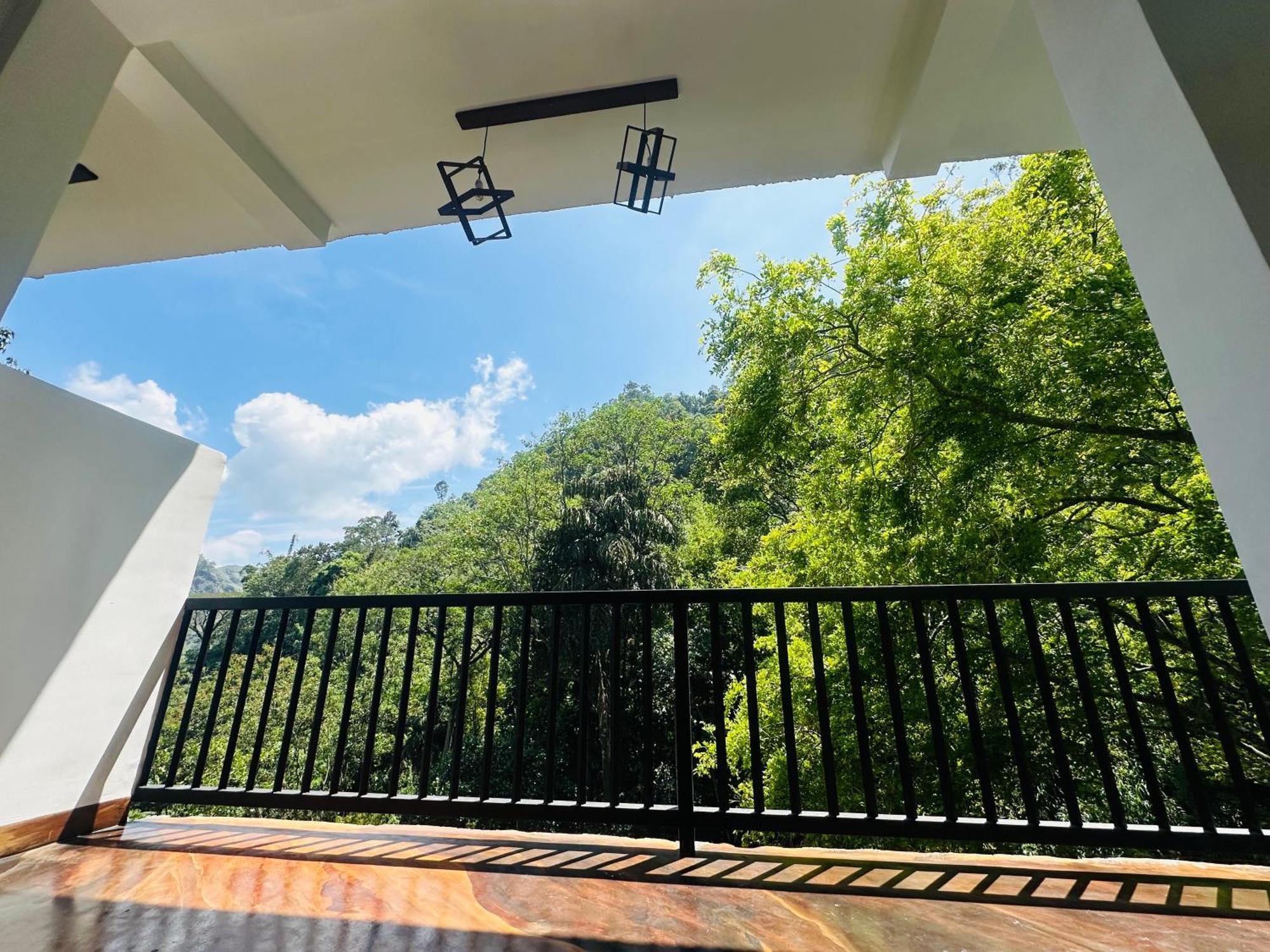 אלה River Splendour Home Stay מראה חיצוני תמונה