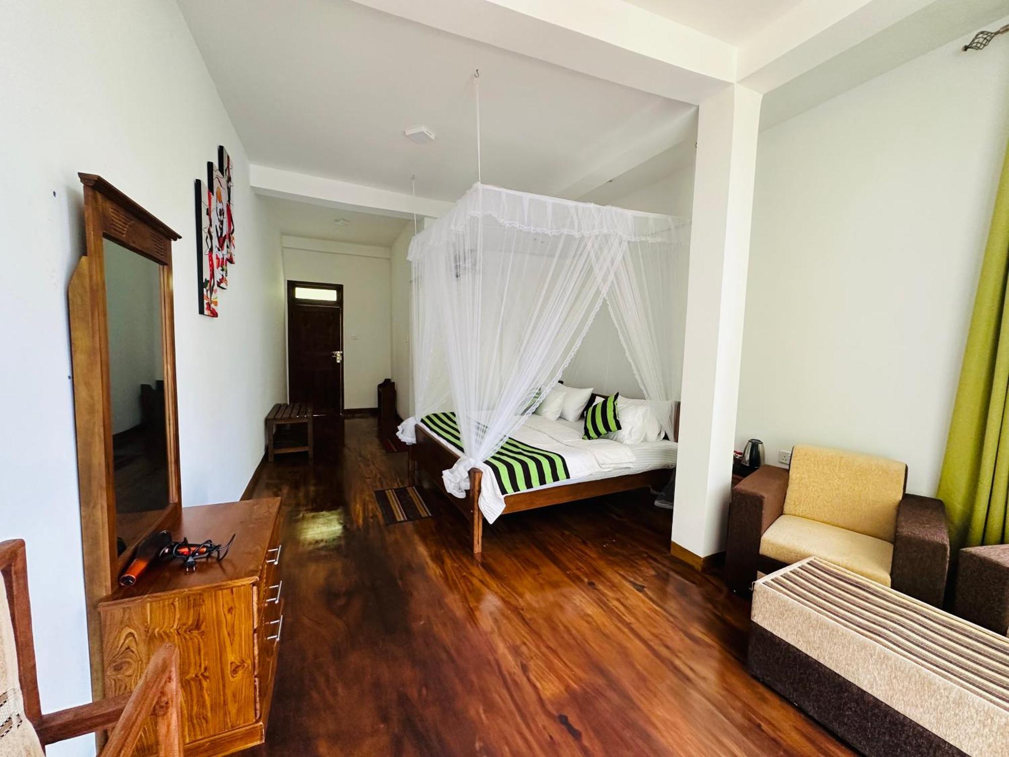 אלה River Splendour Home Stay מראה חיצוני תמונה