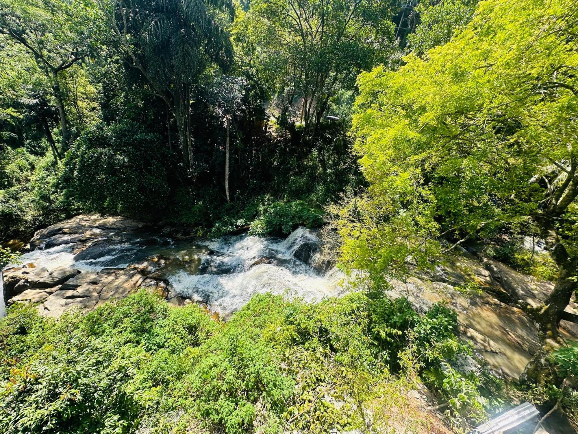 אלה River Splendour Home Stay מראה חיצוני תמונה