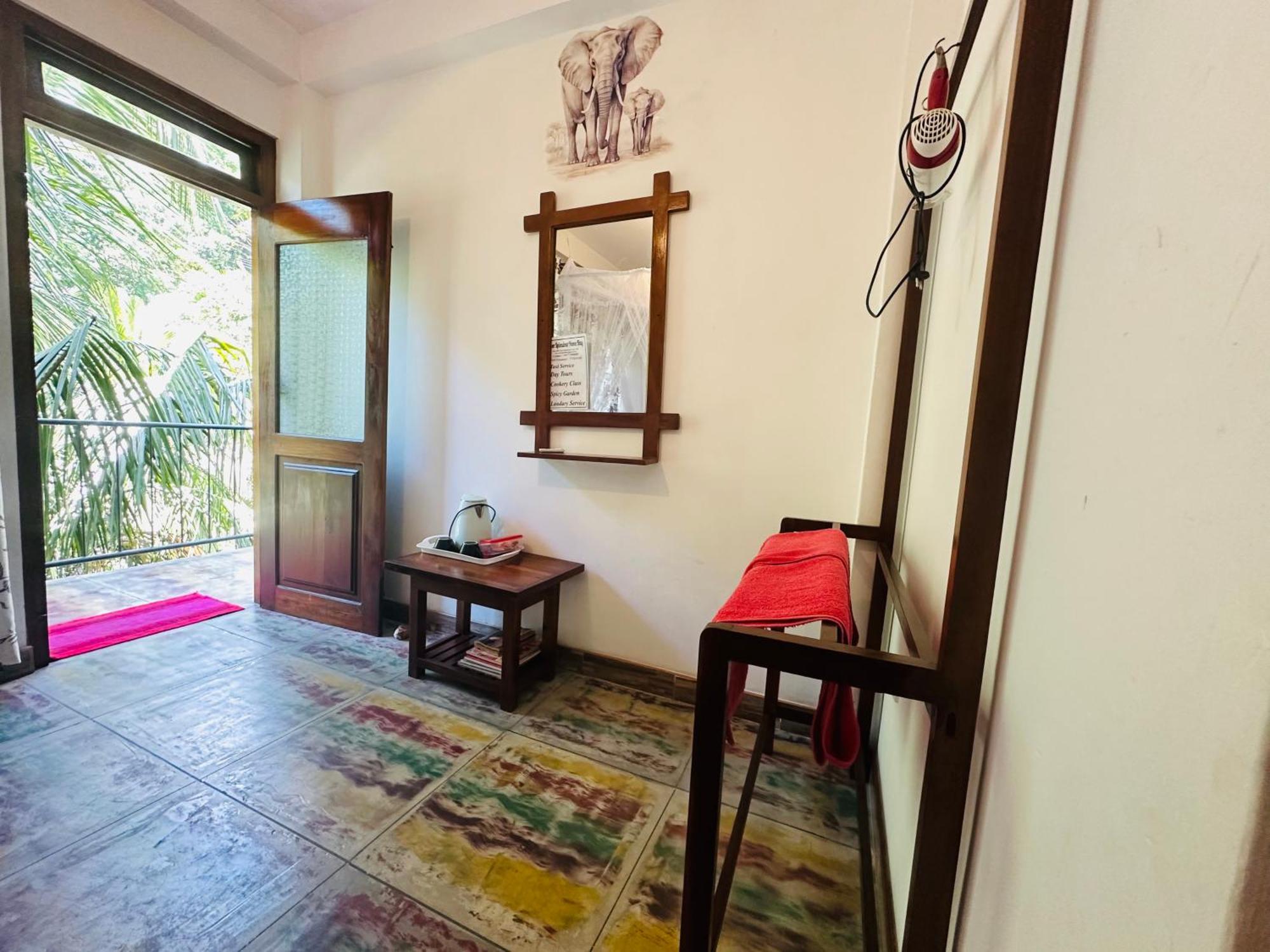 אלה River Splendour Home Stay מראה חיצוני תמונה
