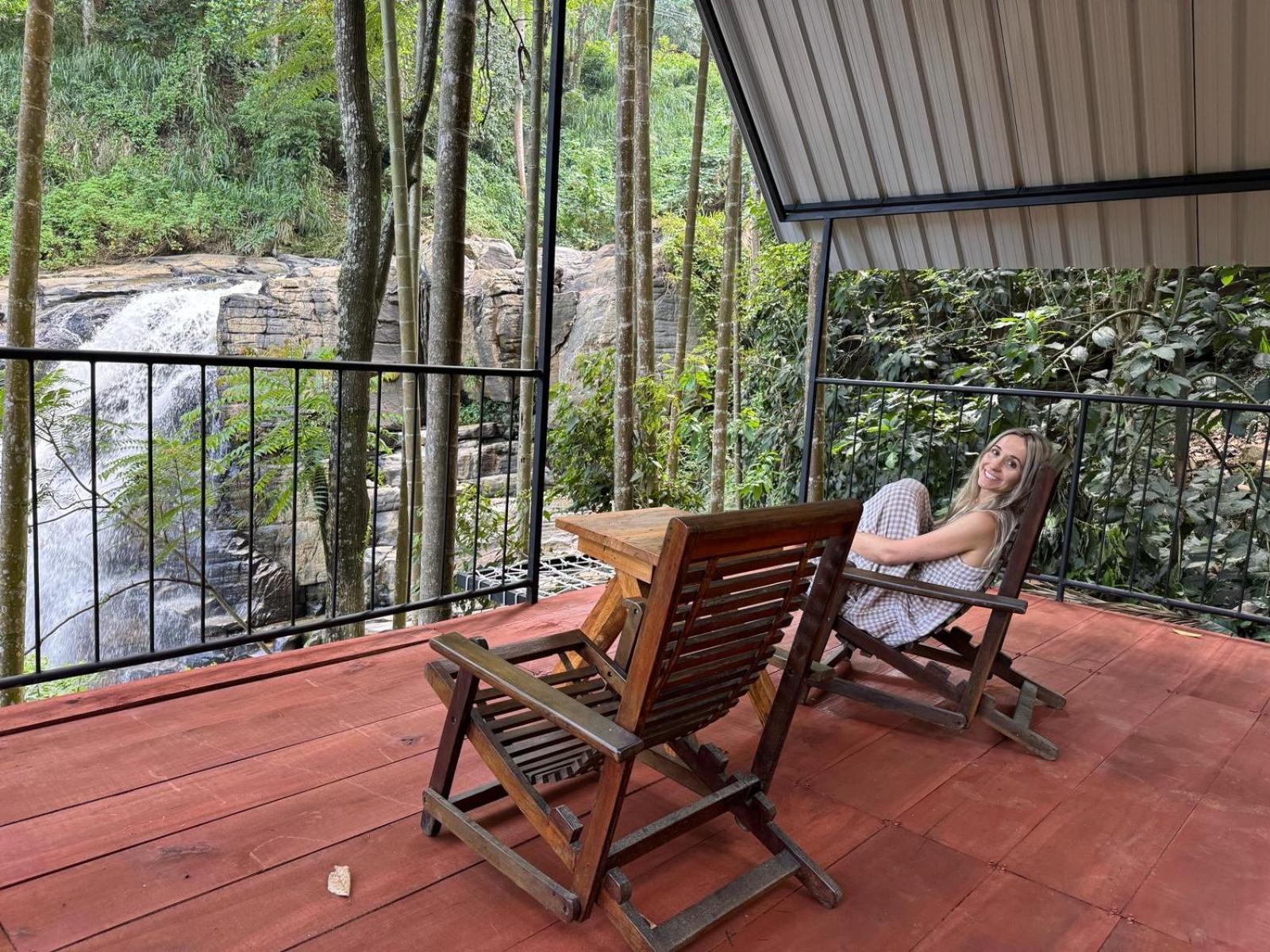אלה River Splendour Home Stay מראה חיצוני תמונה